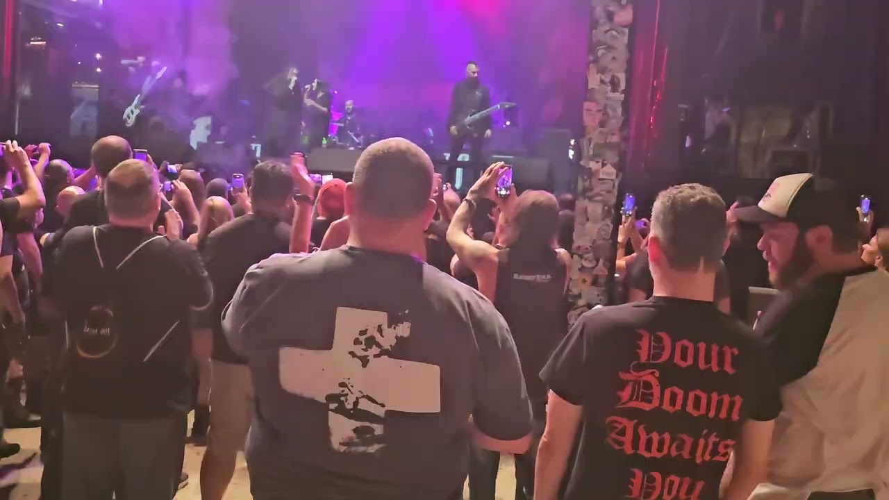Find My Way Live - @LionsAtTheGate ft Christina Scabbia of @lacunacoil
