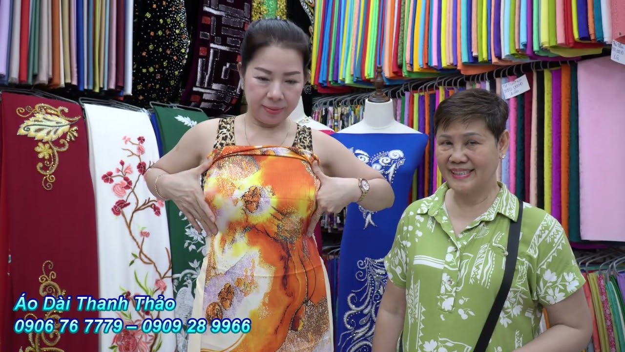 🌹Áo dài thiết kế thanh lịch, nhẹ nhàng mà vẫn rất có gu – giúp chị em luôn tự tin và tỏa sáng.