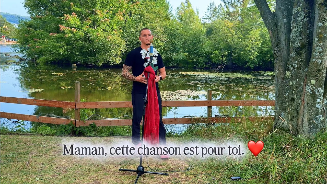 Meeko - Maman (Visualizer Officiel)