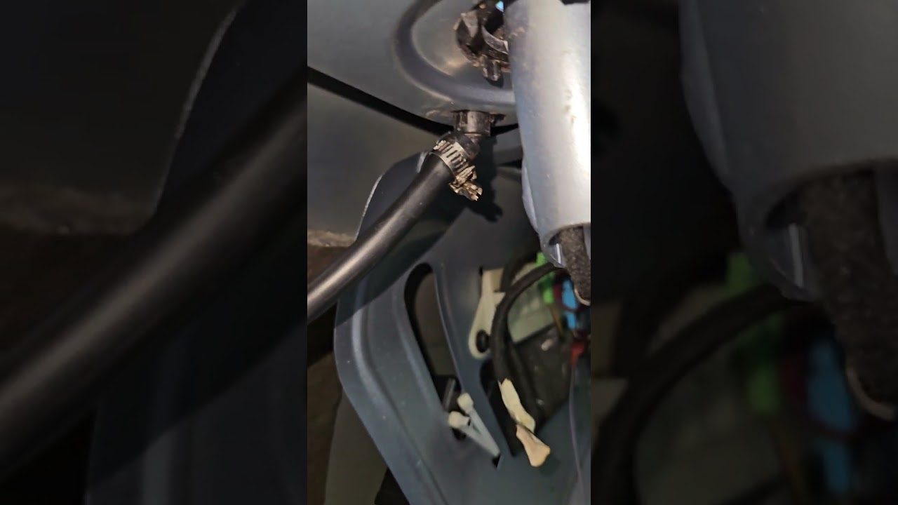Problema cu apa în portbagaj la vw passat b6