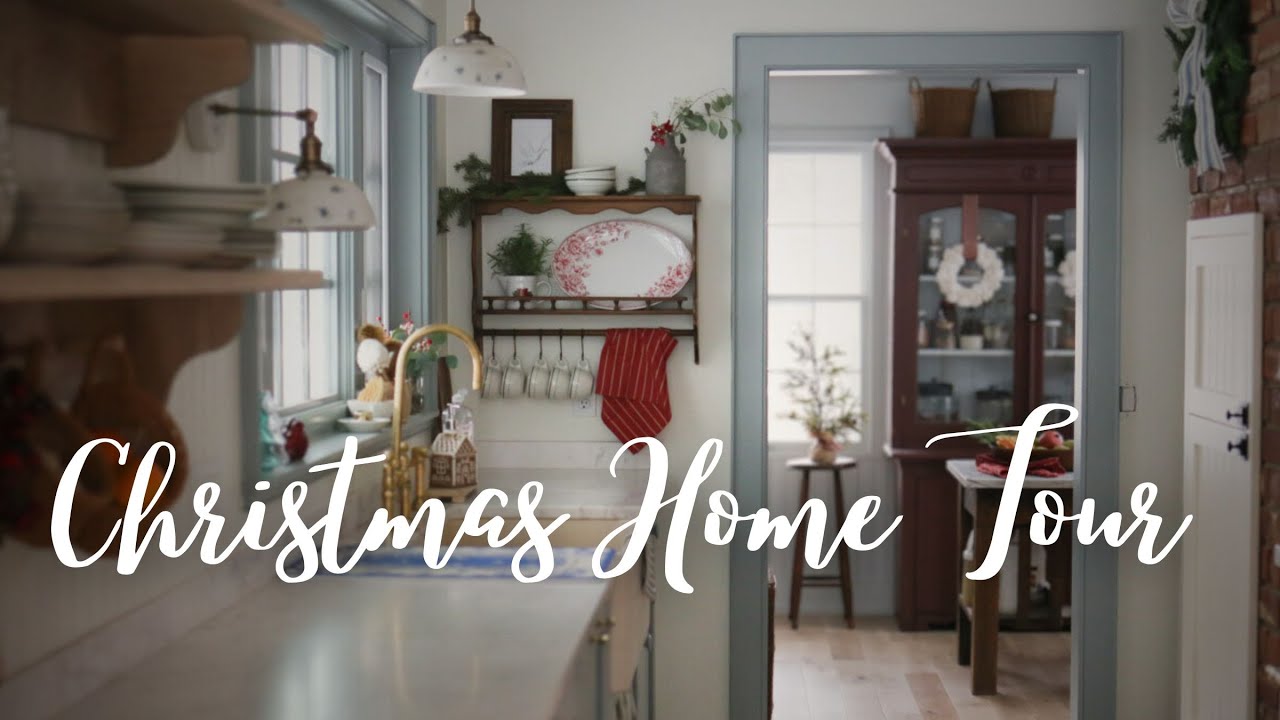 Country Cottage Christmas Home Tour with JUST MUSIC
