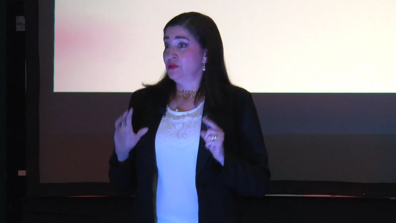 Educacion positiva: emociones y razones en el aula | Rosalinda Ballesteros | TEDxLasBrisas
