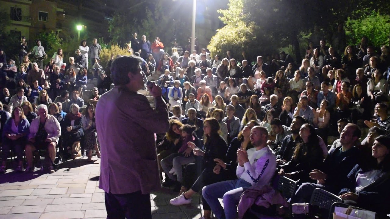 Κάτω στον Πειραιά Γιάννης Μπέζος Μύρτιλλο 2019
