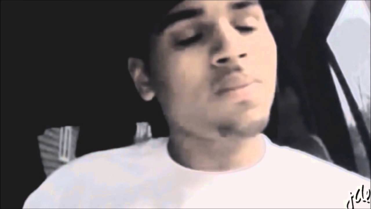 Chris brown - Love 2 Remember ( Official Video + Rihanna )