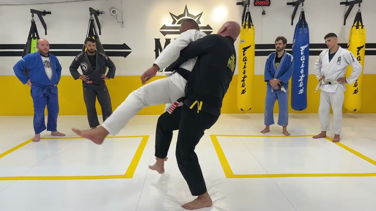 Meio Suplex, permitido no JiuJitsu 