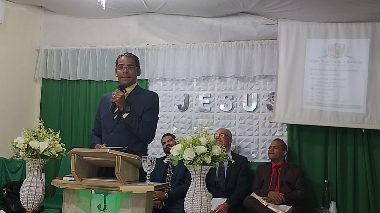 Deus já despertou alguém para te ajudar. 1Co 1.26,27