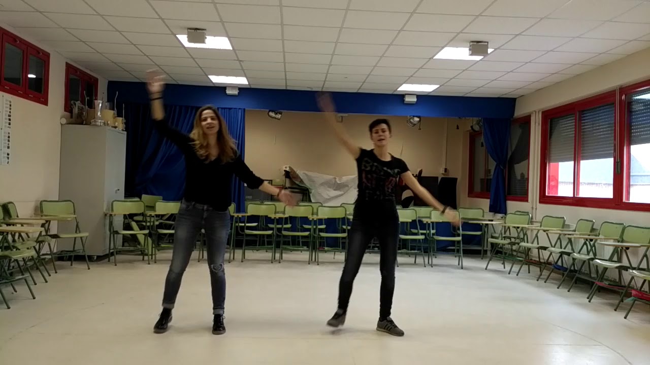 Fiesta elegante 2018 HCA Coreo para 1º a 3º Un año más Mecano