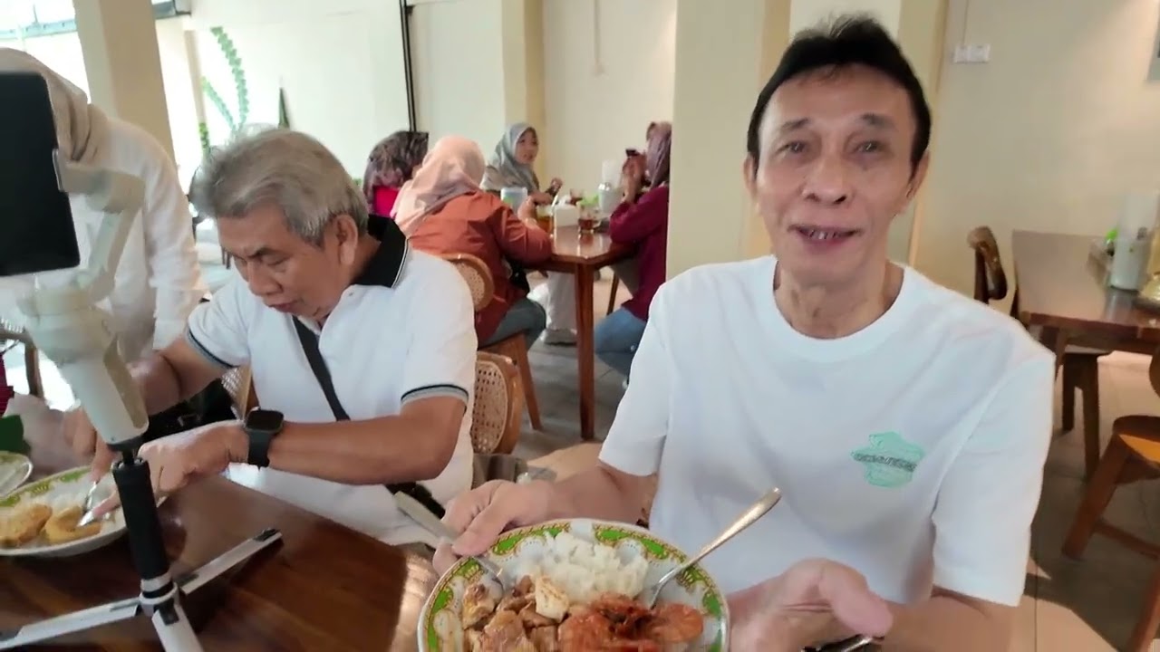 WARUNG IJO SOLO