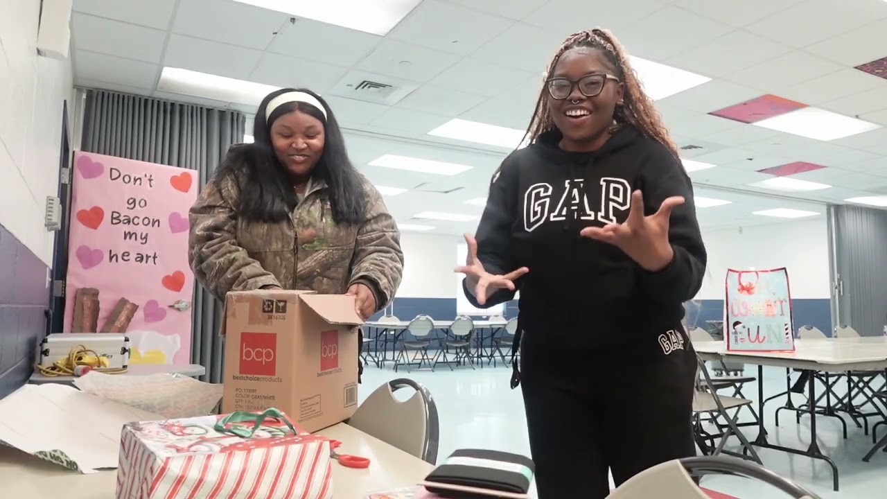 prepping for a new era : shopping day , girl maintenance, gift exchange , pho date