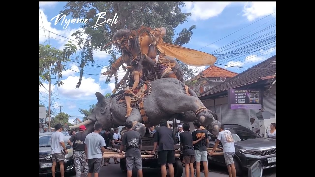 Menegangkan!!! Detik-Detik Pemindahan Ogoh-Ogoh Abiang Kapas Tengah Bali 2026