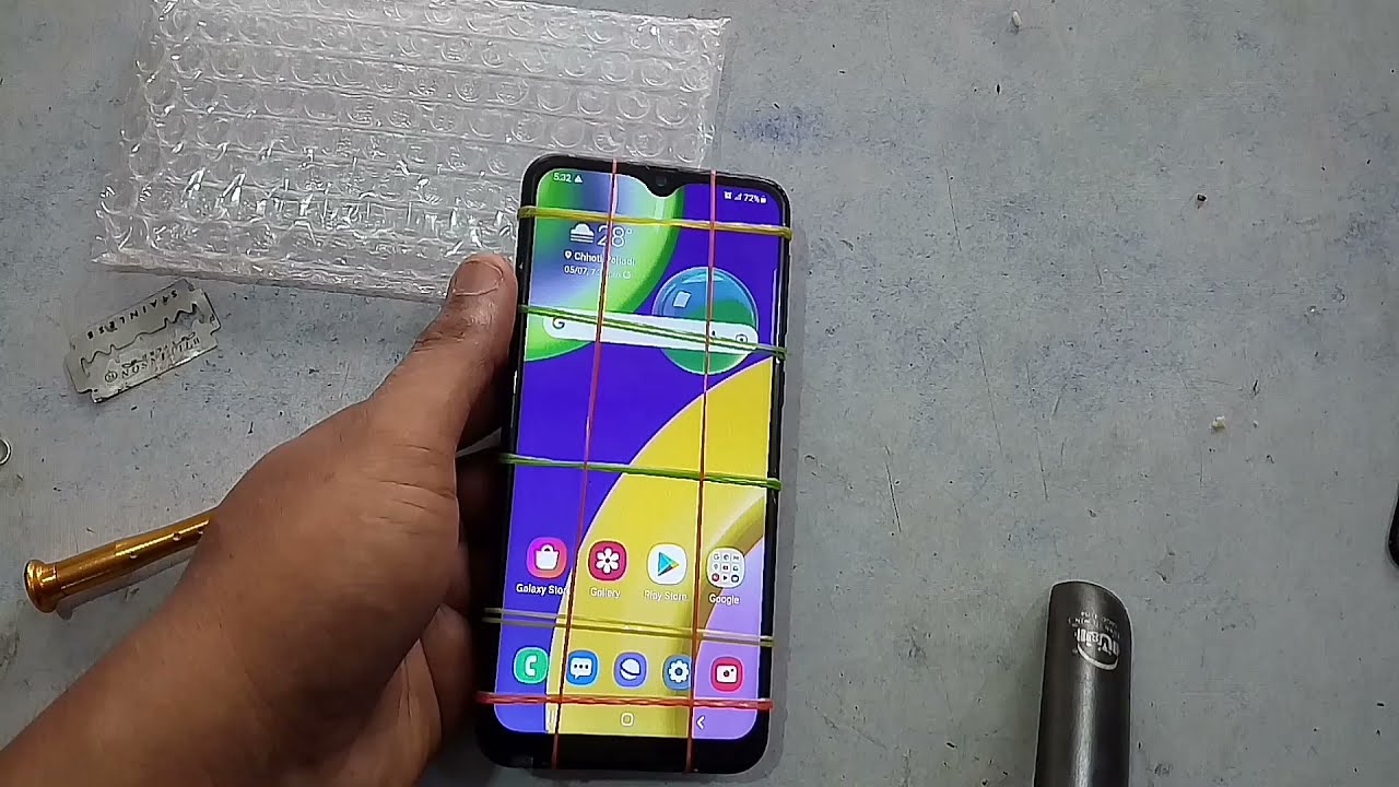 Samsung Galaxy M21 (M215) Disassembly and Screen replacement