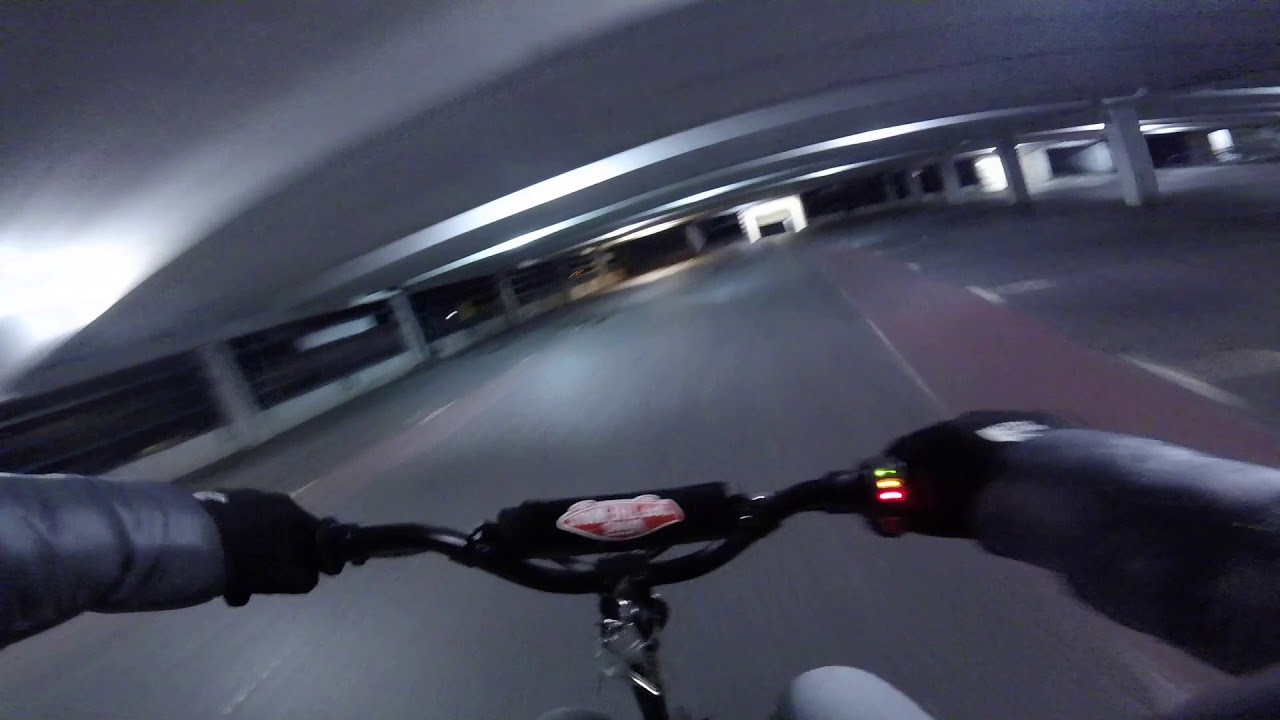 electric scooter chase (security grabbed me & police come)1800w