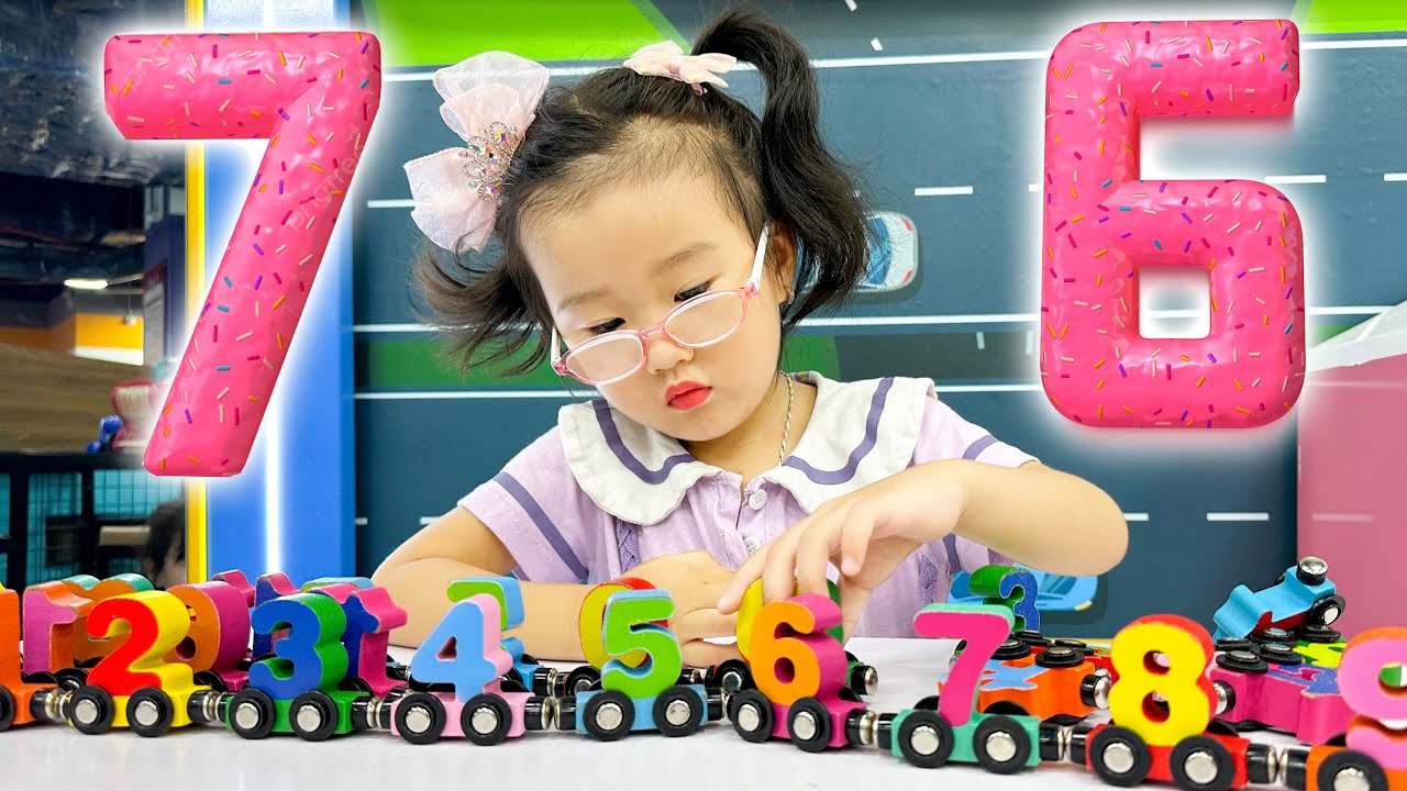 Cam Cam và trò chơi săn zombie, tìm các con số nối thành đoàn tàu - Cam Cam TV