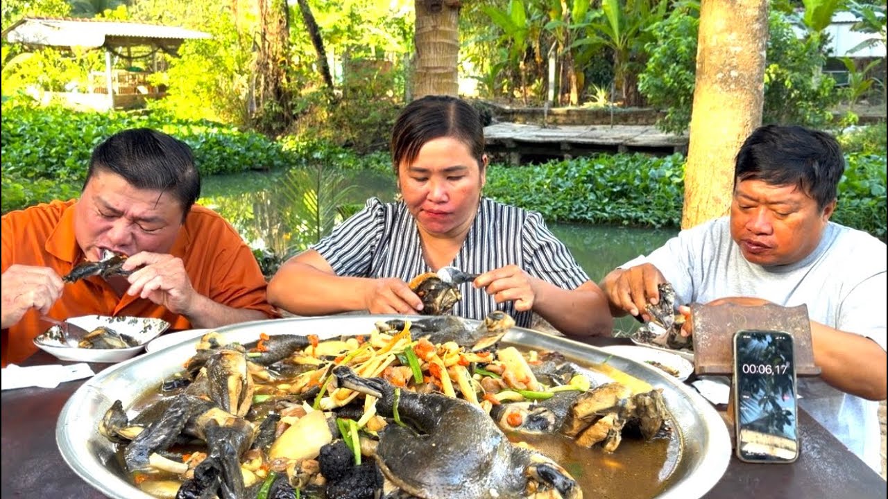 Thử Thách 20 Phút Ăn Một Mâm Khổng Lồ GÀ ÁC TIỀM THUỐC BẮC Cái Kết Quá Bất Ngờ | ATĐQ 