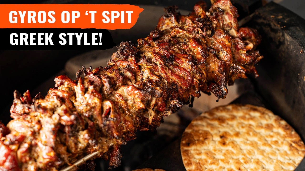 Griekse Gyros aan het spit op de BBQ! 🇬🇷