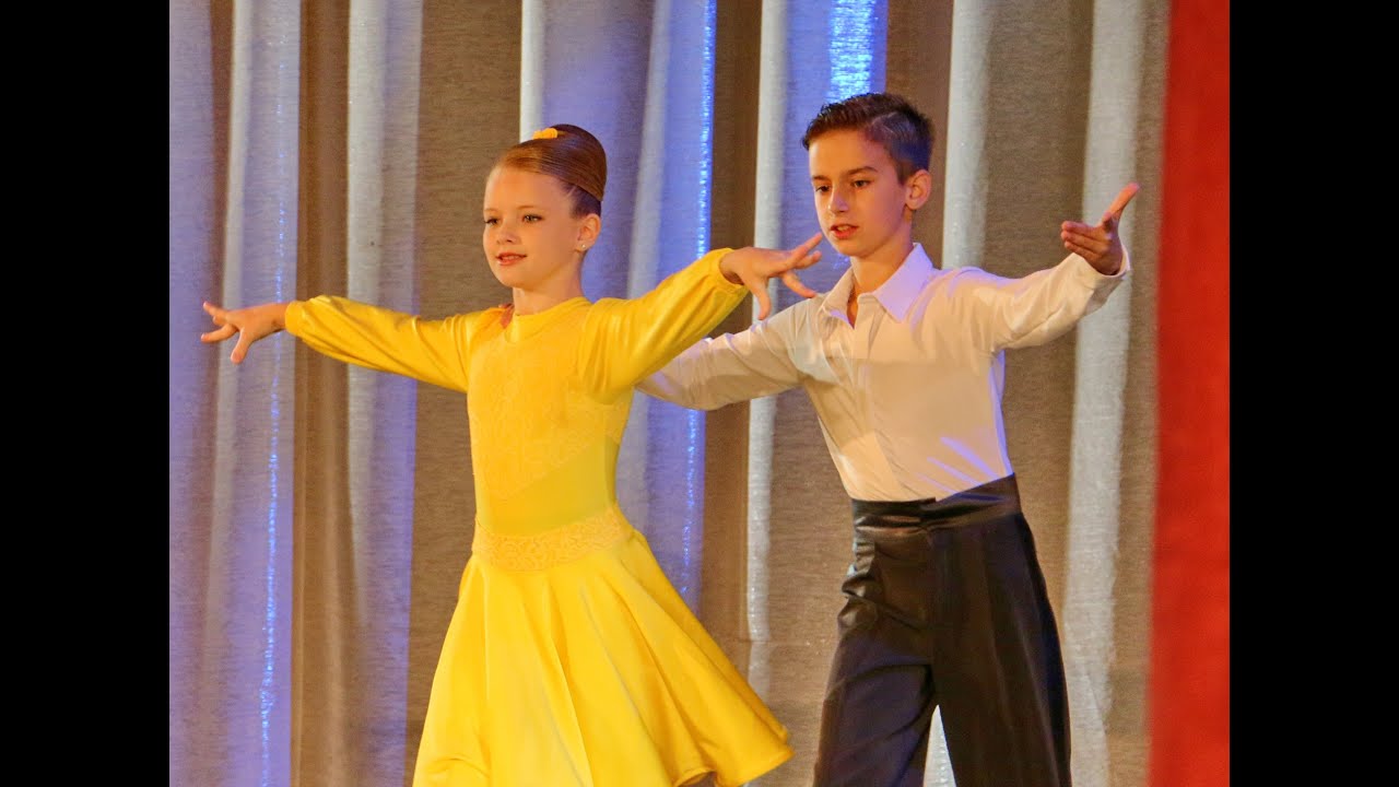 Первый звонок 2015 (ДК Троицкий Полная версия 1080p)