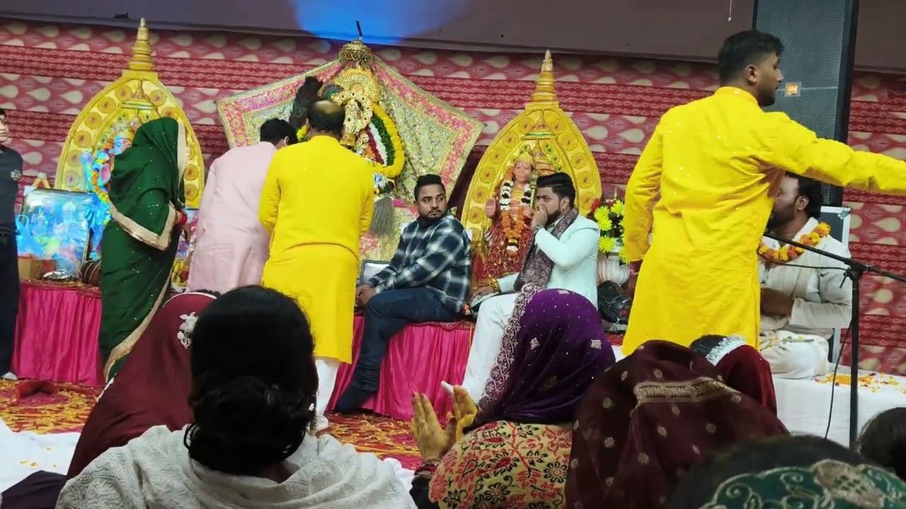 Dil ki har dhadkan se tera naam nikalta hai