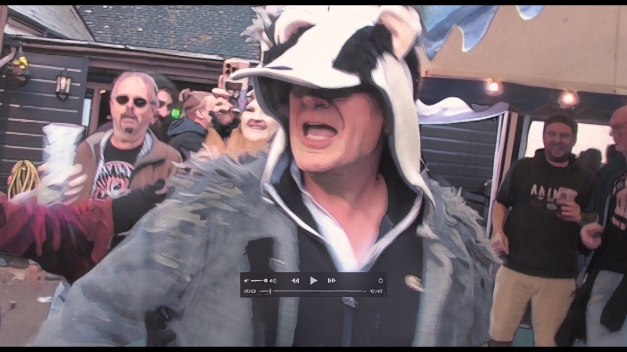 WIMBORNE FOLK FESTIVAL - BADGER BEER