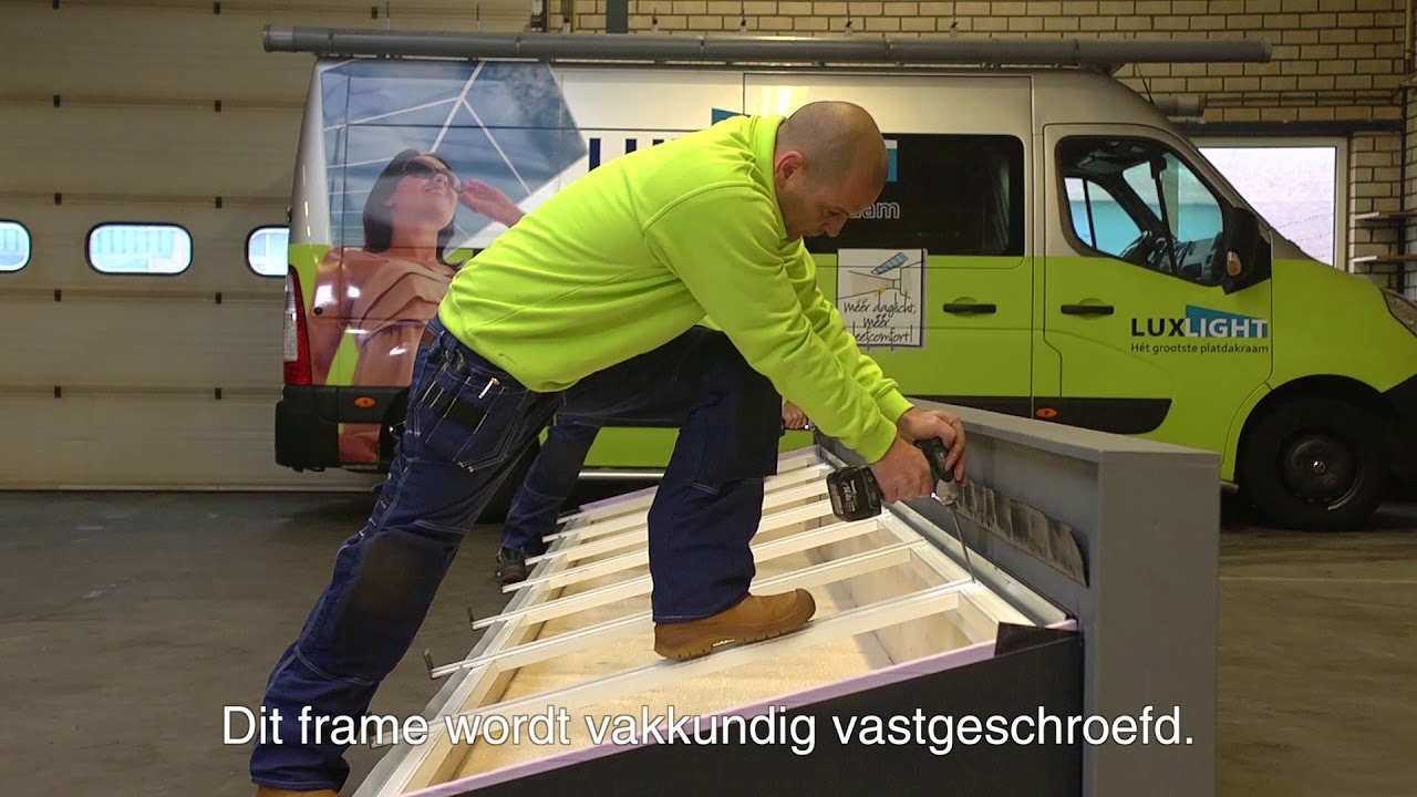 Monteren Luxlight platdakraam LDV