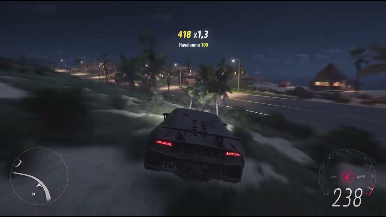 Forza Horizon 5 Lamborghini'yle yolda ve çölde drift