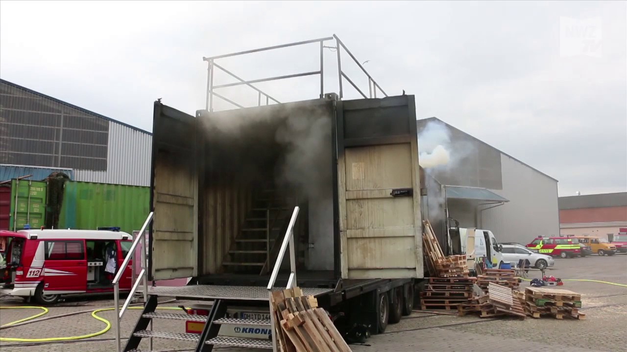 Brake: Realbrandausbildung im Flashover-Container