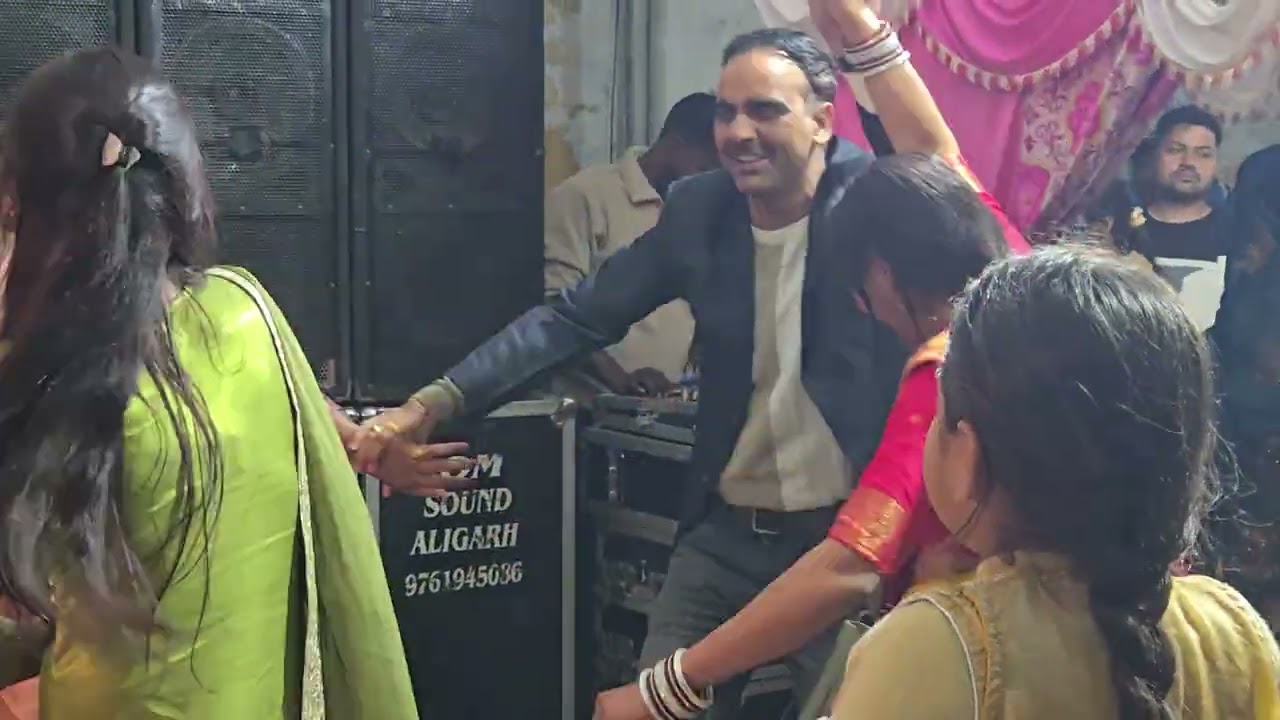 जीजा साली का जबरदस्त डांस 💃💃जीजा तू कालामैं गोरी घनी#reels #bollywoodmovie 