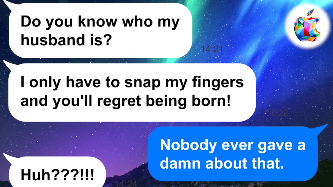 【Apple】When threatened with vioIence Gina needs to introduce Karen to her family. LOL!