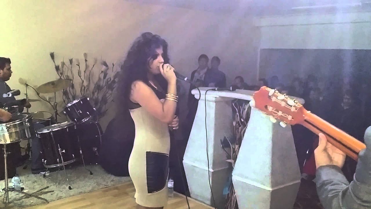 Irma bianca na inauguração da igreja do seixo