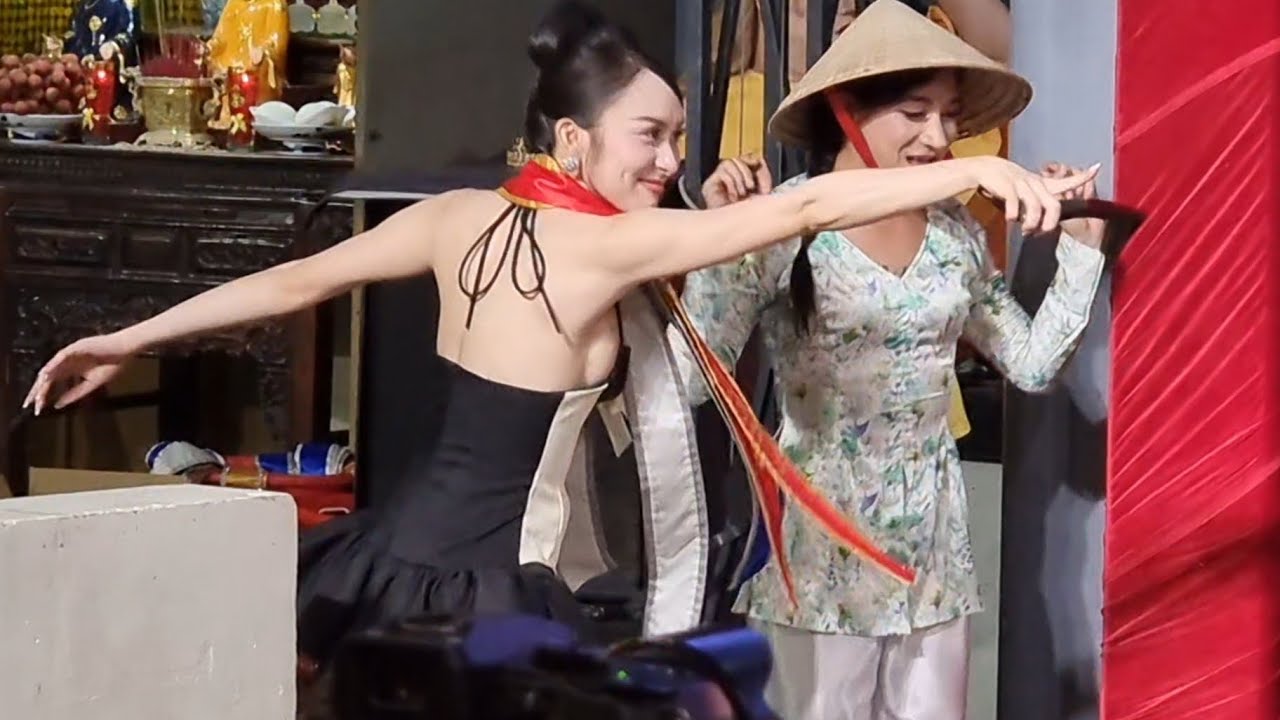 Lộ Lộ 