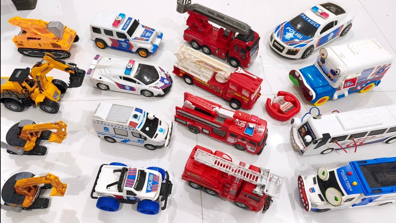 Mencari mobil polisi HANTU, EXCAVATOR, truk kontainer, Pemadam & Polisi patroli