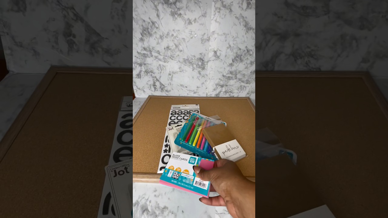 Making a prayer board #prayerboard #diyprayerboard #biblejournaling #biblestudy #prayertime #prayer