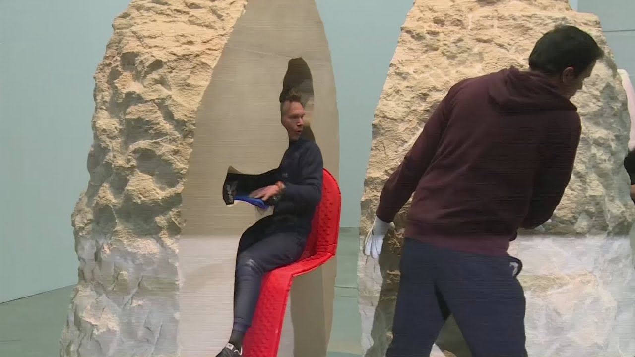 French artist leaves hole in rock after a week
