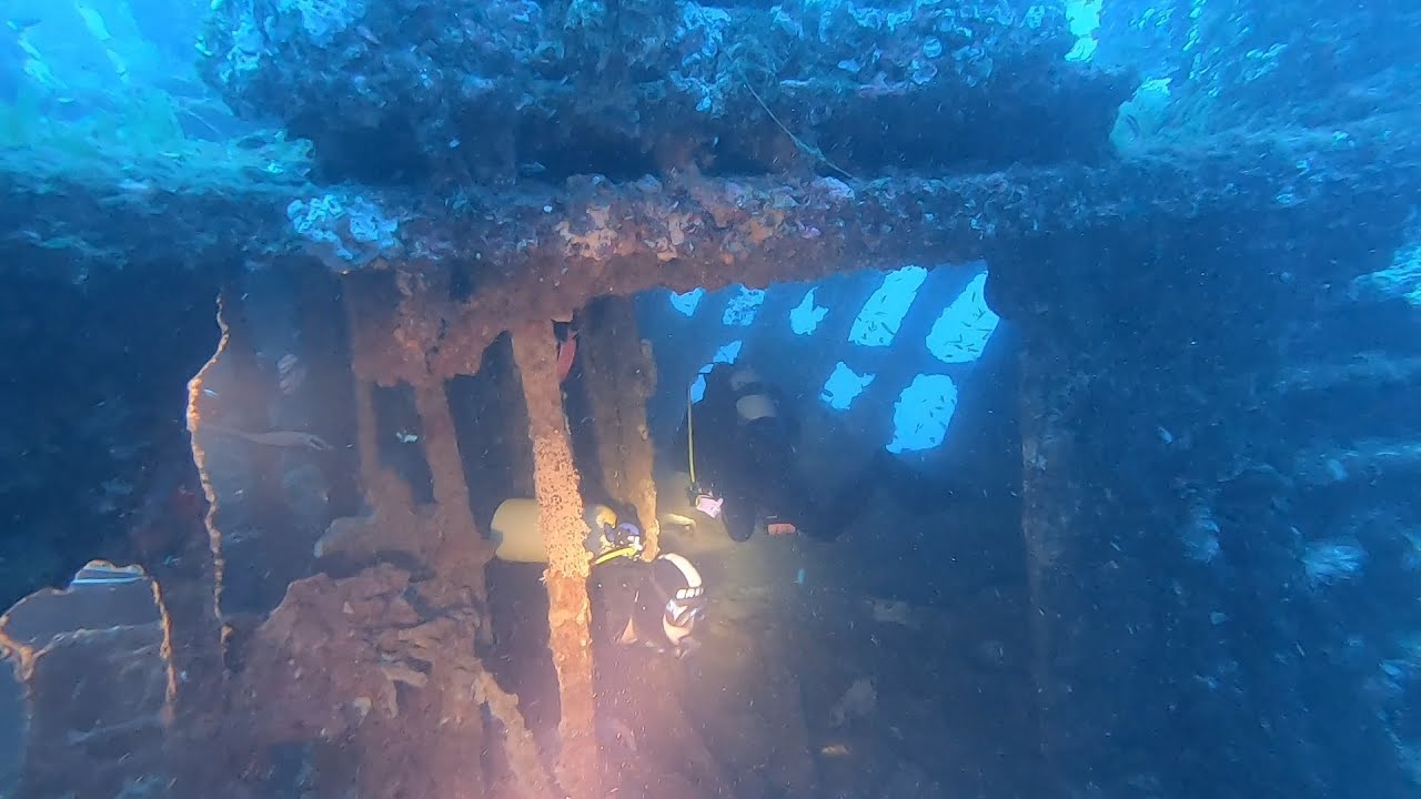 Buceo al alcance de muy pocos. El barco Francisquita. Menorca.