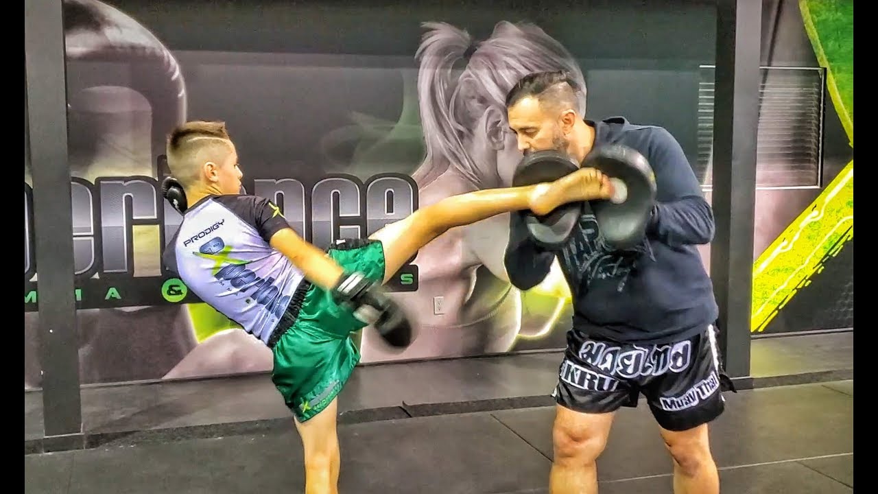 Advanced Muay Thai Combinations | MMA | Striking