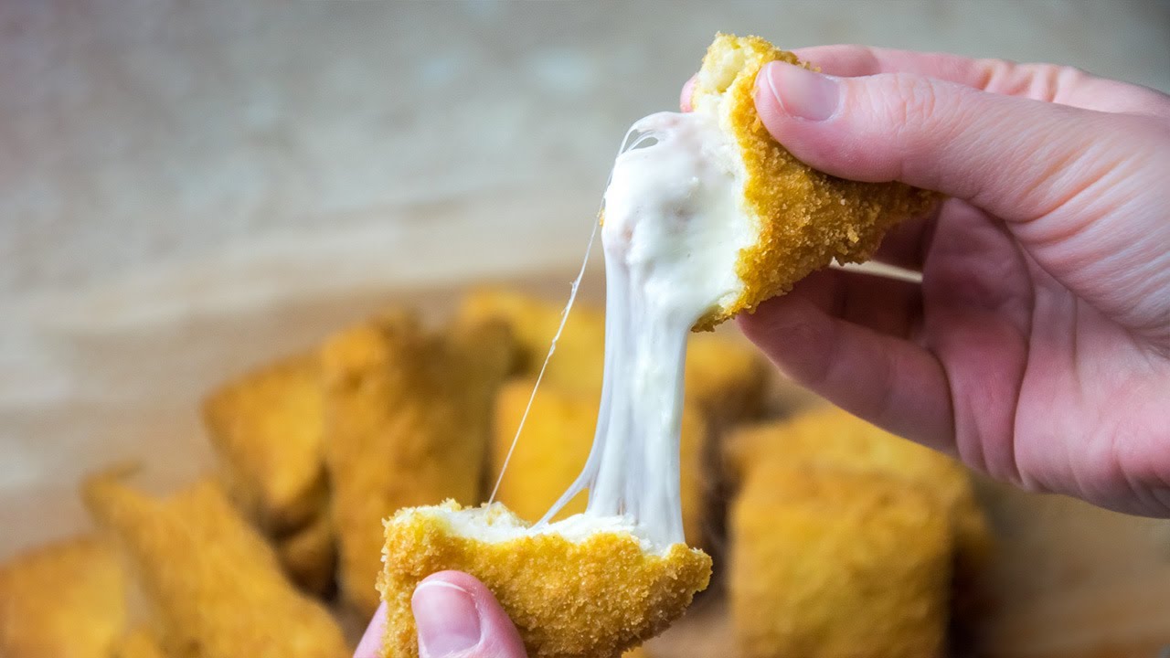 Smażona Mozzarella - prosta włoska przekąska idealna na imprezę 🇮🇹