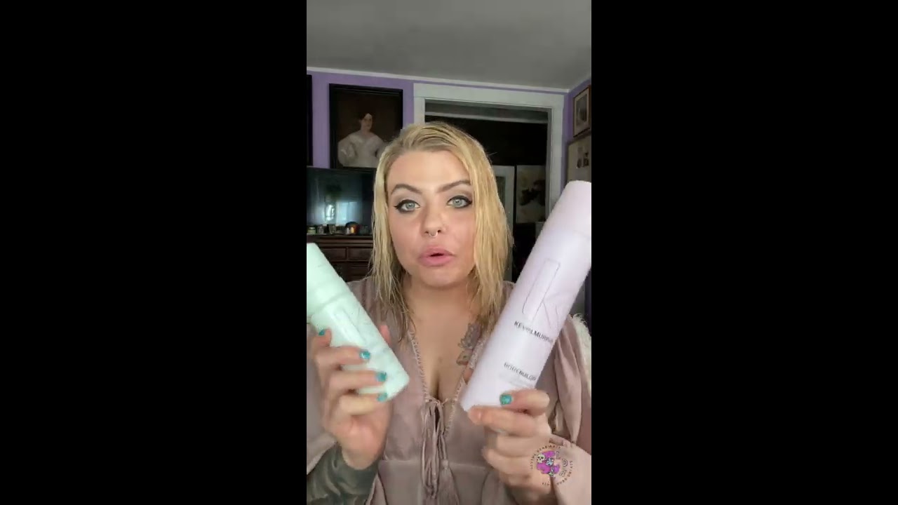 Leslie @Livingdeadhair blow dry tutorial using Dyson hairdryer and Kevin Murphy products