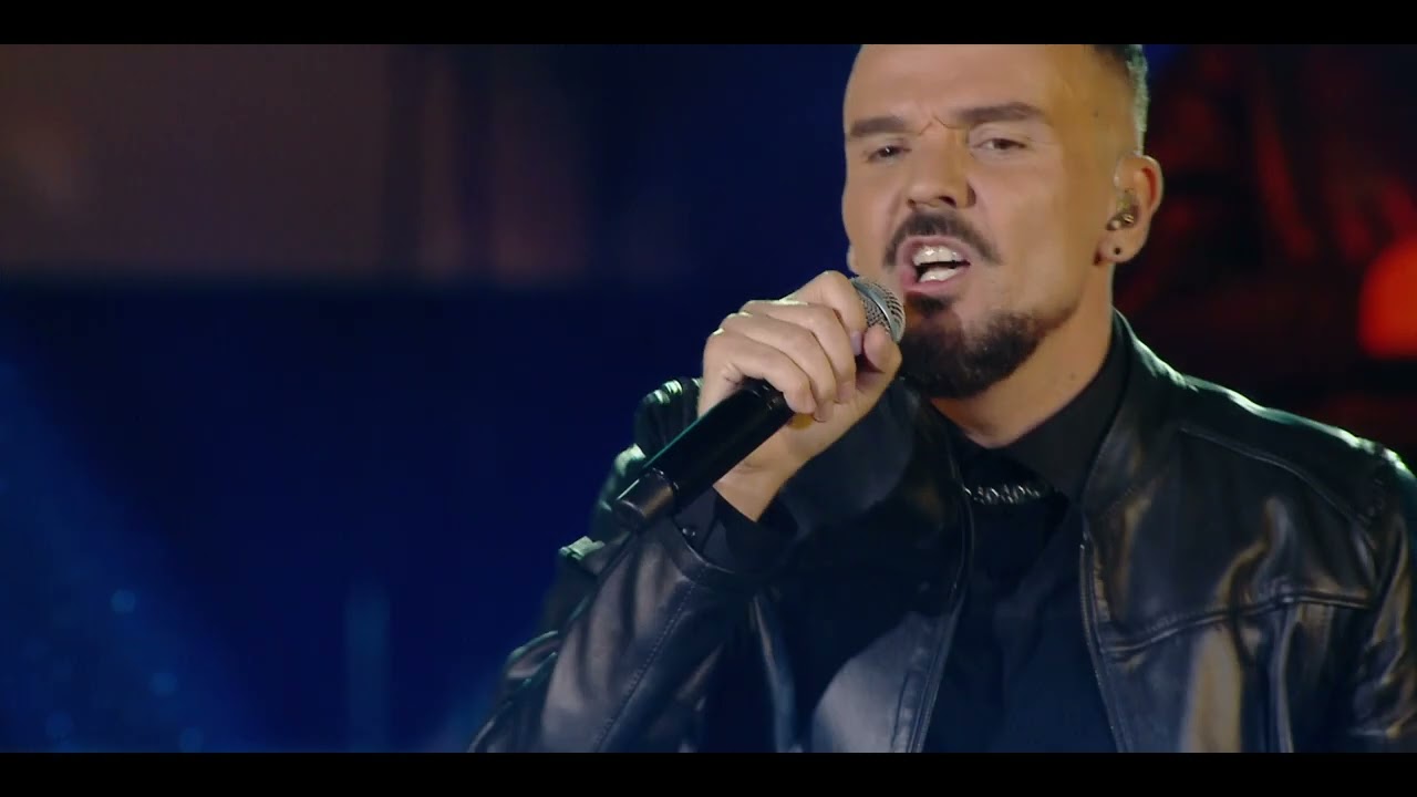 Графа - Домино (Live @ National Stadium 