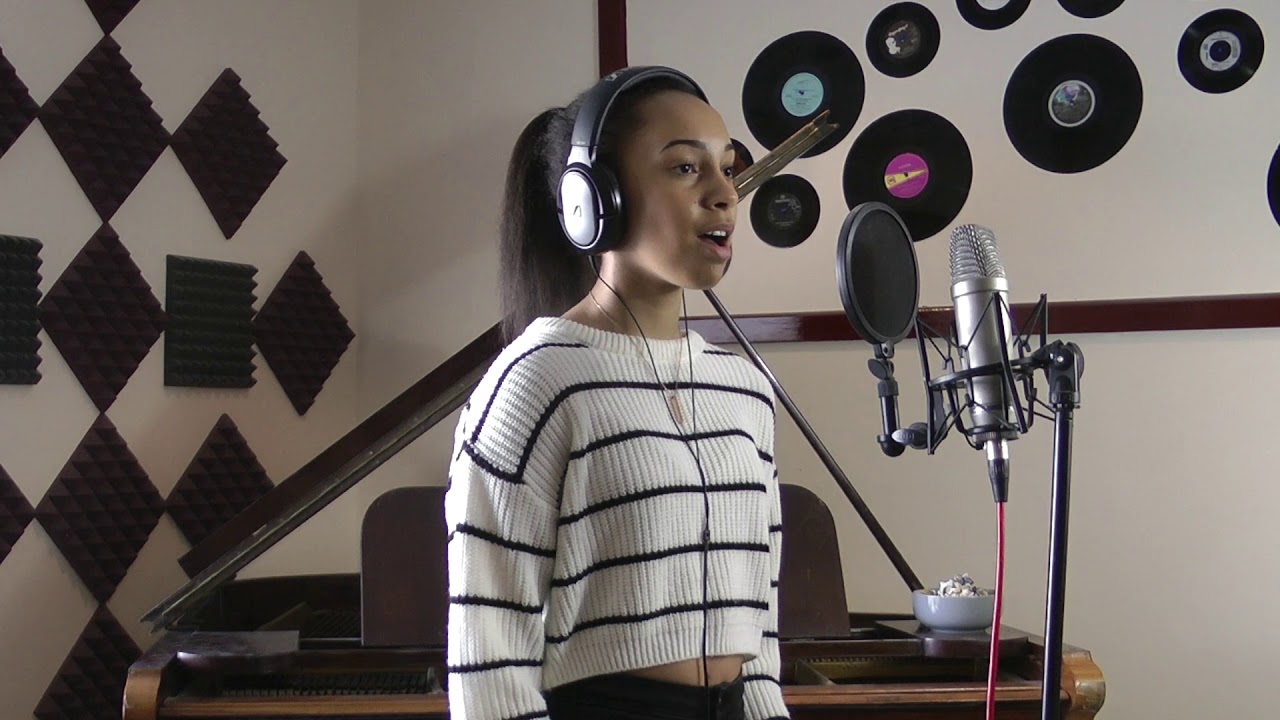 Macy -  Love (Lana Del Rey) @ Crazy Fish Music Studio Manchester