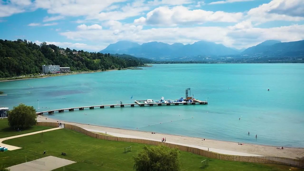 Aix-les-Bains : Inauguration de la plage gratuite d'Aqualac