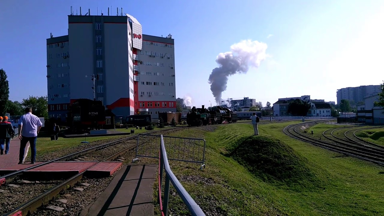 Паровозы РЖД на ходу...