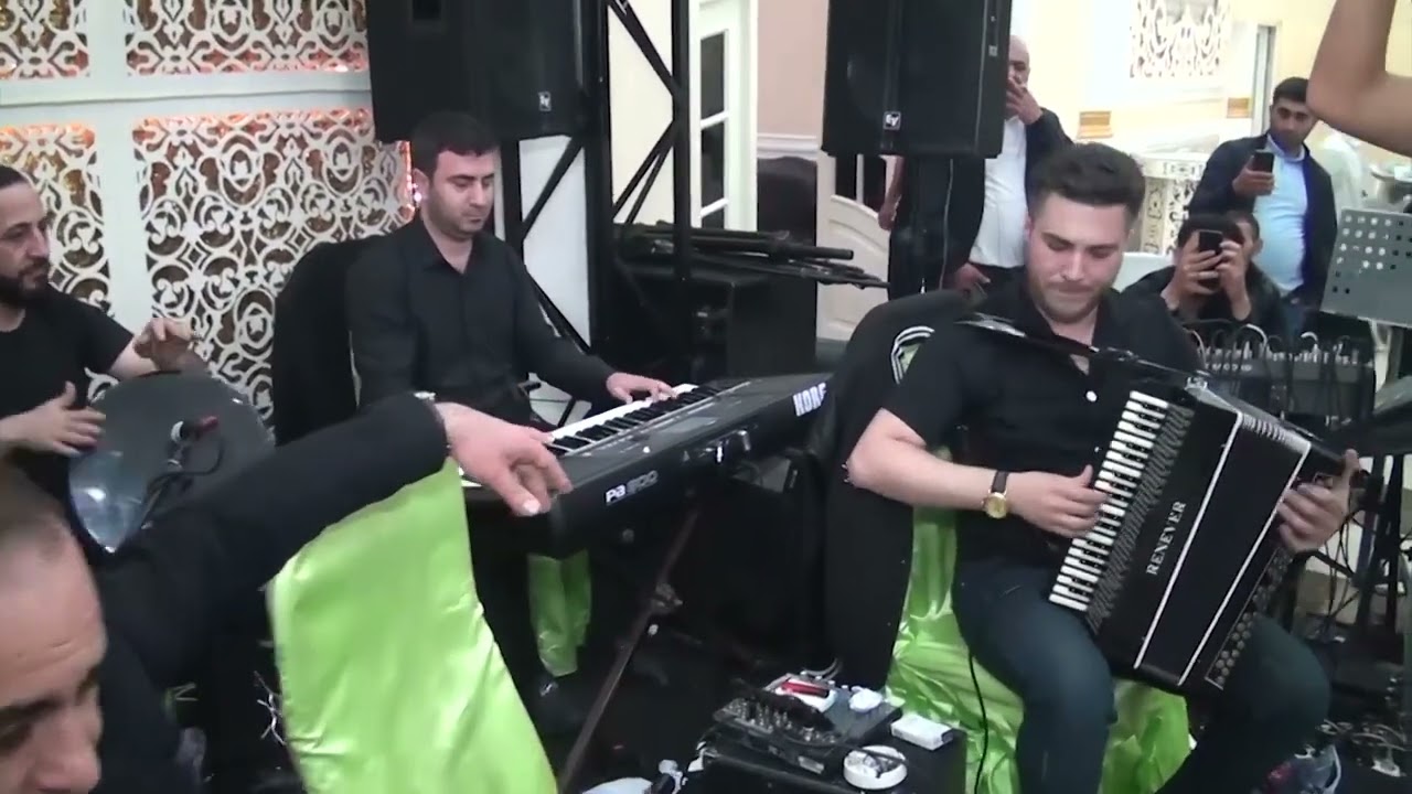 Kürdəmir Rahimin balasının toyundan