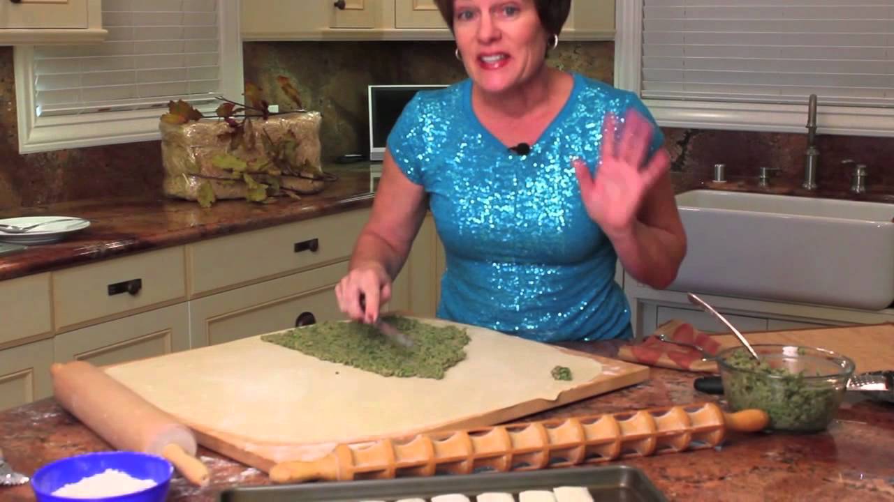 Laurie Figone: Homemade Ravioli