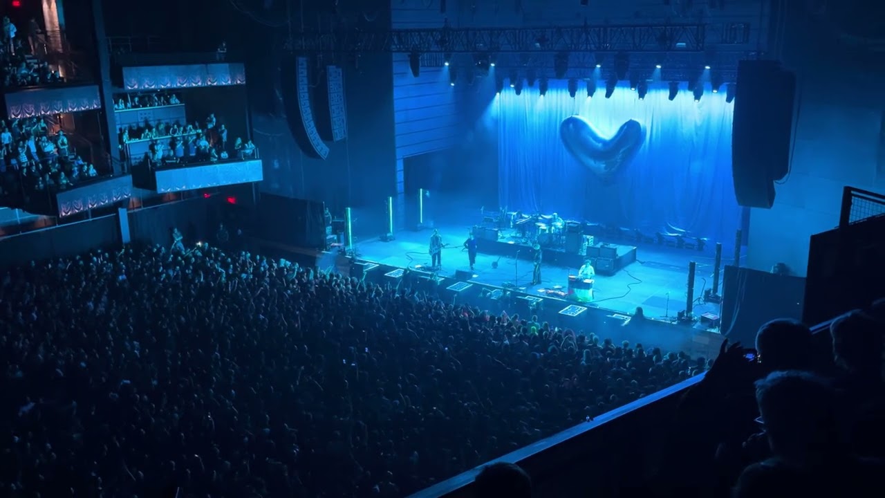 Fontaines DC - “Starburster