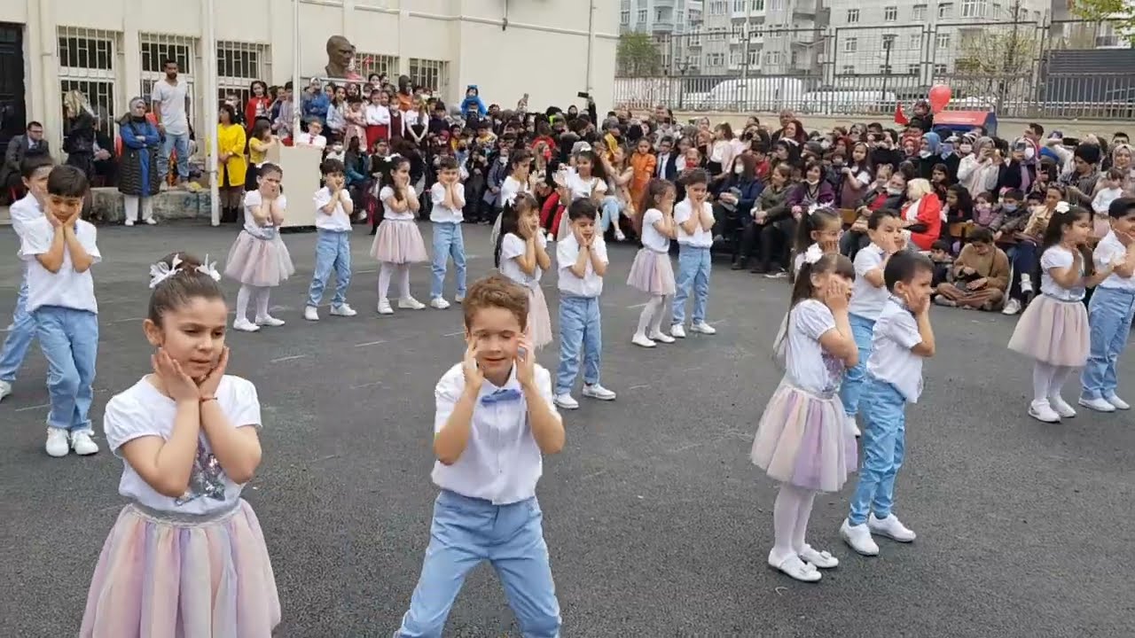 23 NİSAN GÖSTERİSİ - TEBESSÜM - 1/F SINIFI