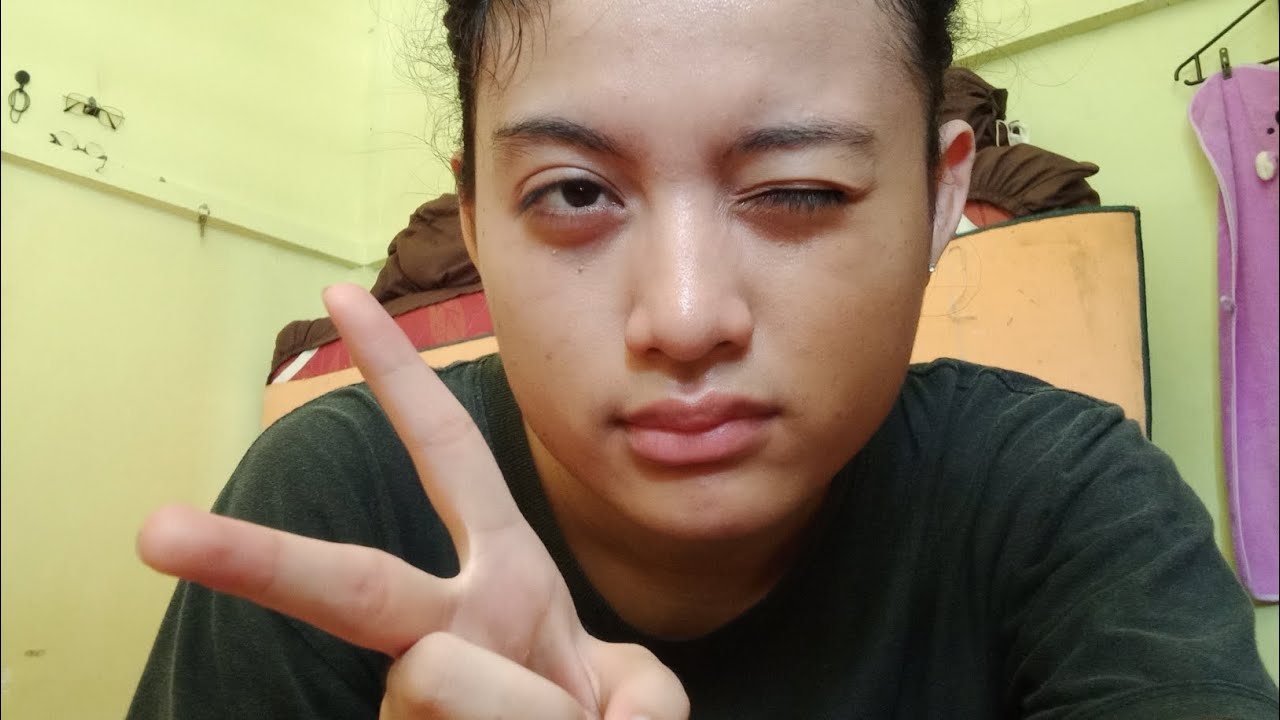 D73 by to the way btw 1 minute vlog today 