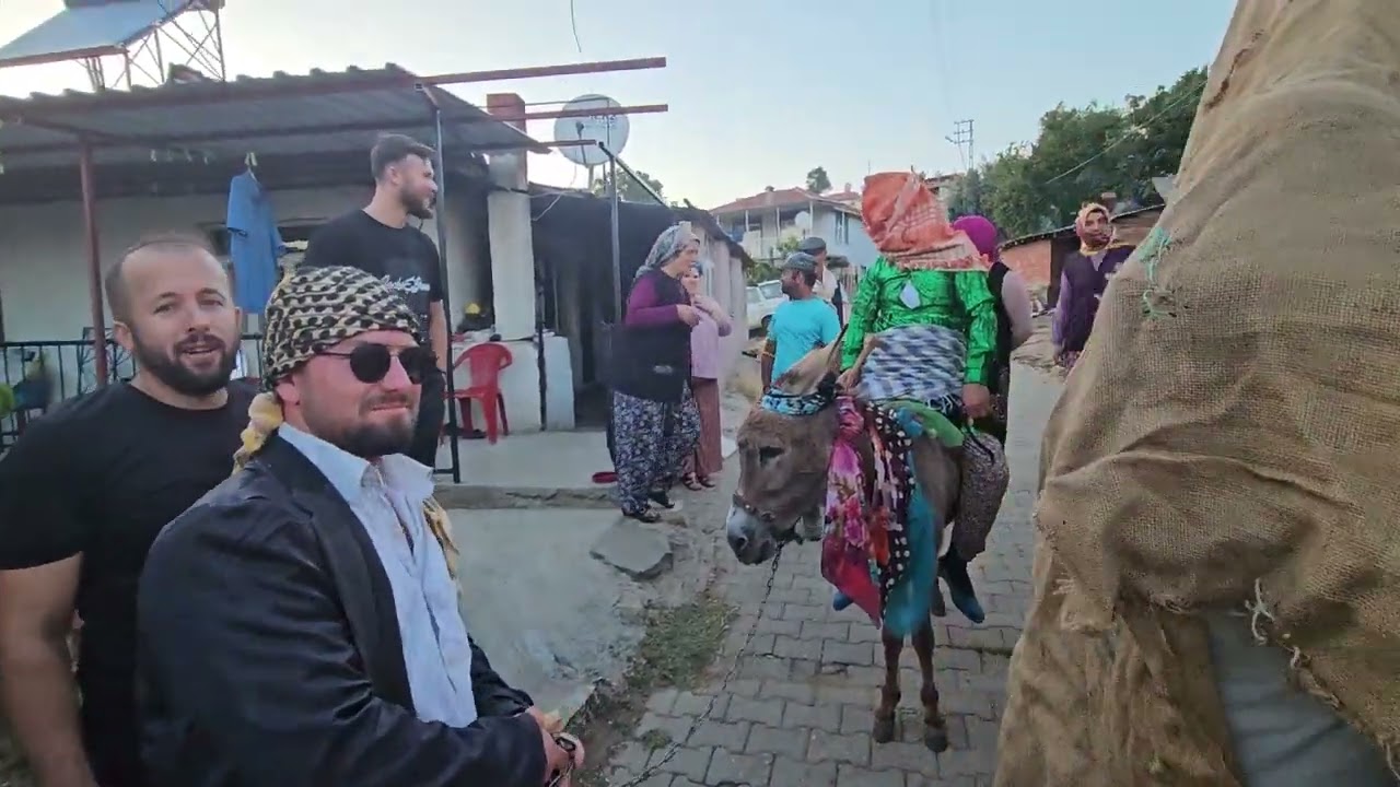 DEMİRCİ'nin ULACIK KÖYÜNDE DEVE EĞLENCESİNDEN GÖRÜNTÜLER 17-06-2024