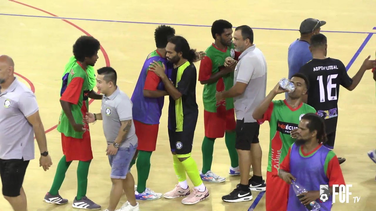 SUPERLIGUE FUTSAL DEMI-FINALE / SC NE DREHU VS AS PTT