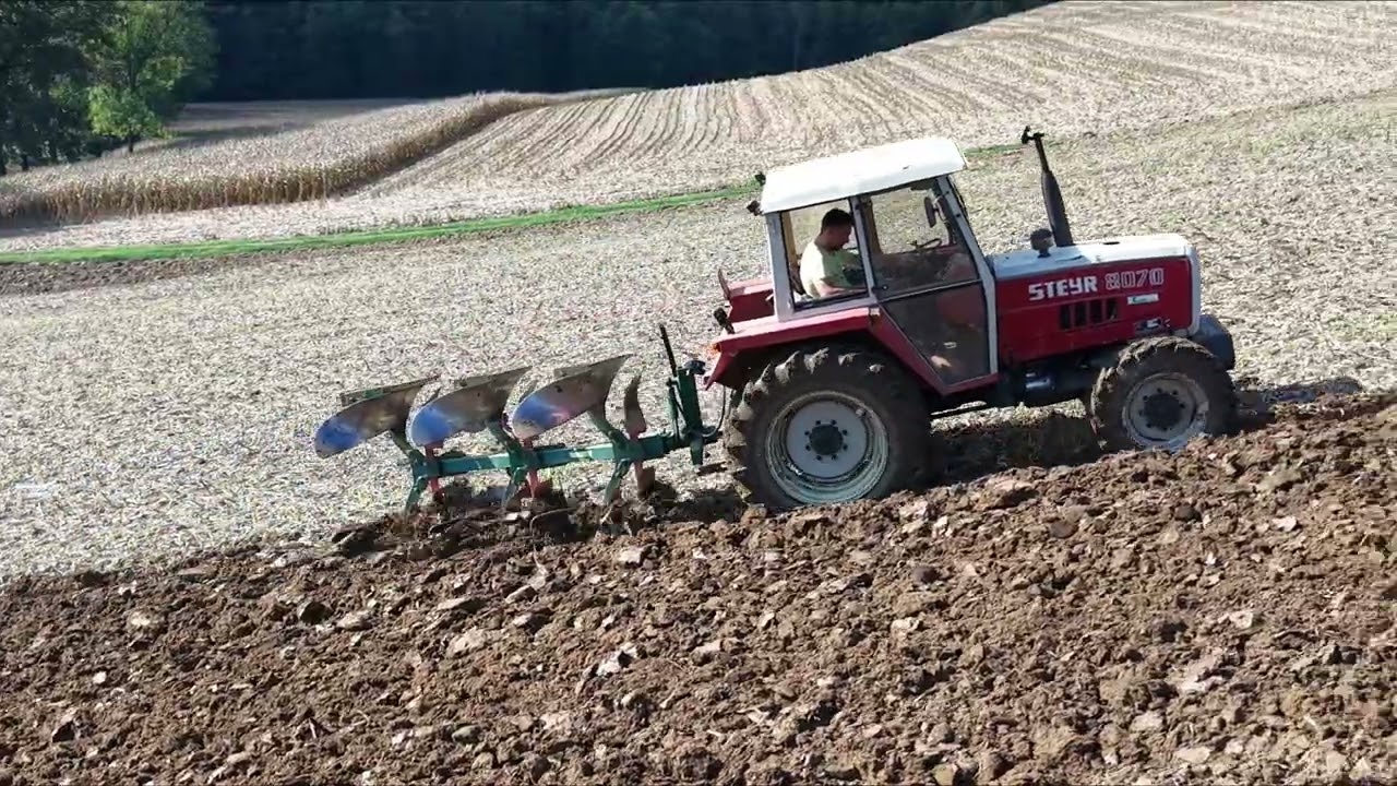 Steyr 8070 mit Regent 3 Schaar