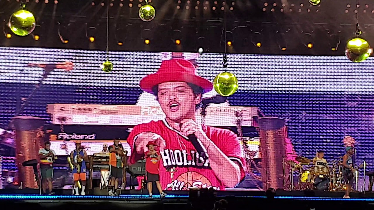 Treasure - Bruno Mars Concert in Abu Dhabi