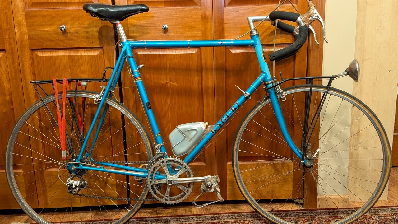 This Vintage Road Bike Was Almost Scrapped. Is It Worth Saving?